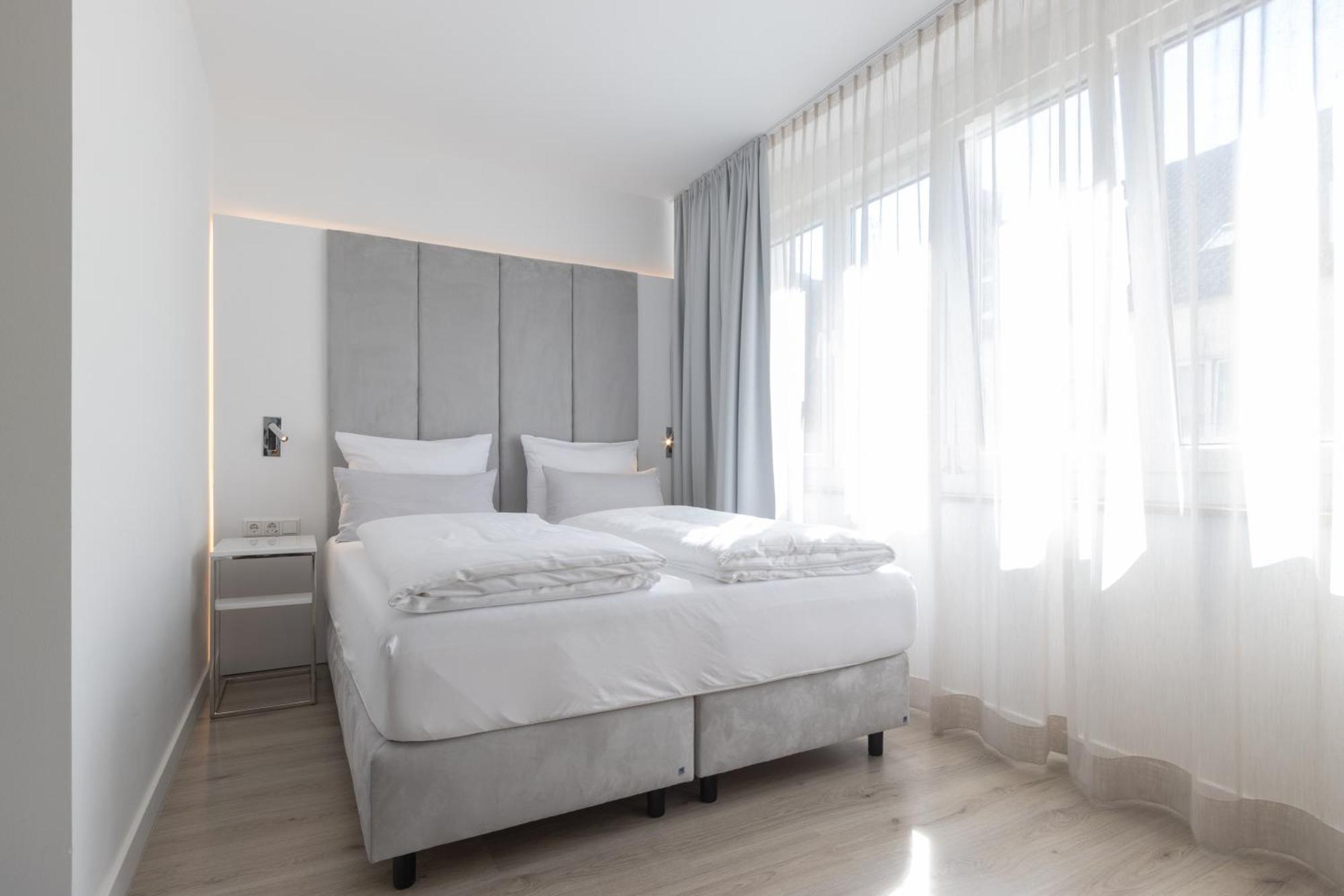 Zzzpace Smart-Hotel Krefeld Ngoại thất bức ảnh